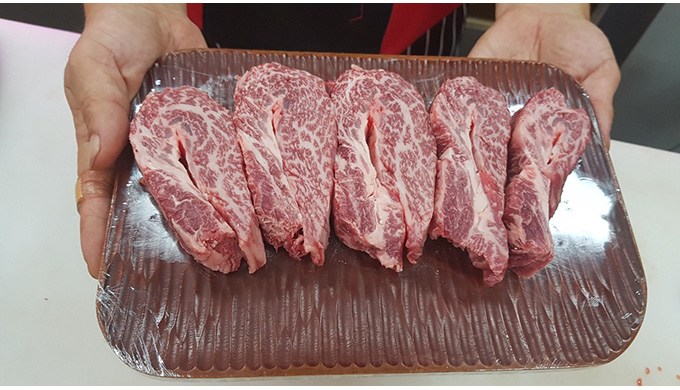 Urihanu Meat Restaurant Deogi-dong Branch