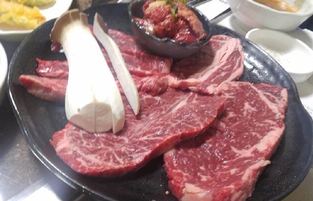 Gumi Chilgok Livestock Cooperative Hanwoo Plaza
